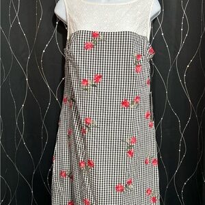NWT Karl Lagerfeld Paris Eyelet Floral Gingham Shift Dress Size 6
